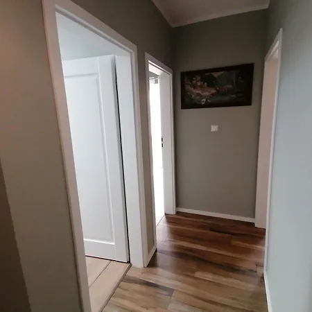 Karkonoskie Uroczysko * イェレニャ・グーラ