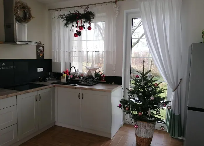 Karkonoskie Uroczysko * 옐레니아구라