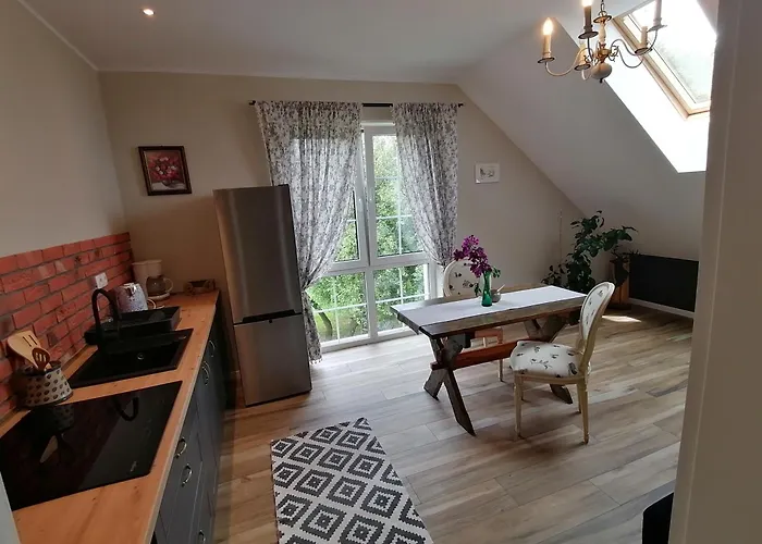 Karkonoskie Uroczysko Apartment Jelenia Gora